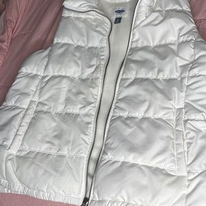 White Old Navy Puffer Vest